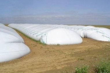 Francos habló de "muchas silobolsas" en el campo y hubo respuesta en Junín