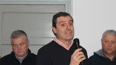 Banca al deseo de Monzó de ser gobernador: "conoce la provincia, nació acá y la caminó"