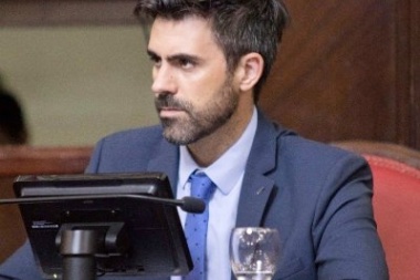 Fiorini calificó de "impuestazo" el proyecto presentado por Kicillof a la Legislatura