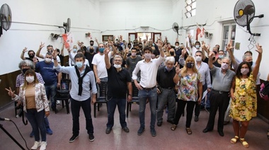 "Es inconcebible que el radicalismo enfrente a su único intendente en el conurbano"