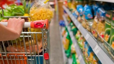 Fijaron en 15.675 pesos la línea de pobreza para familia tipo