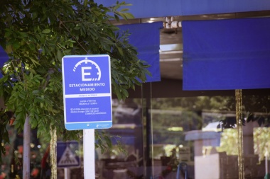 Ya funciona el nuevo sistema de estacionamiento medido en 9 de Julio