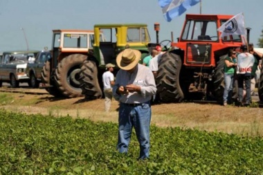 Comenzó el paro del campo y el Gobierno reabrió parcialmente las exportaciones de maíz