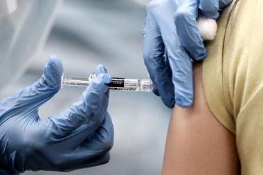 Provincia buscará llegar al 70% de los bonaerenses vacunados con la segunda dosis en septiembre