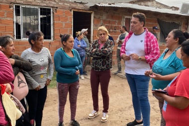 Chami acelera en la carrera electoral con recorridas barriales