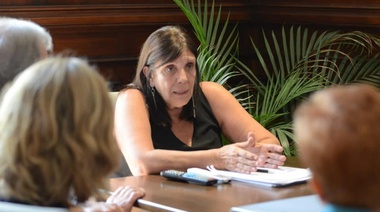 Teresa García dijo que "no puede haber guetos en la provincia" y apunto a intendentes