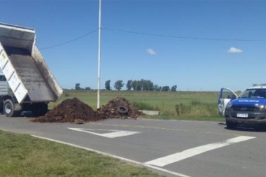 Ameghino se sumó a Chacabuco y cerró accesos a la ciudad
