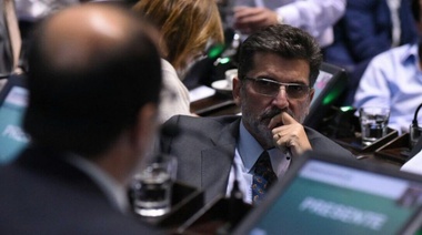 Oficialismo pide apoyo de la oposición para aprobar la eliminación de los impuestos