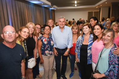 "El gobierno piensa que la inflación la controlan los patovicas de Moyano"
