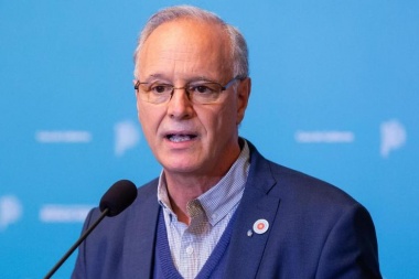 Gollan dijo que la vacuna "será voluntaria y con consentimiento informado por escrito"