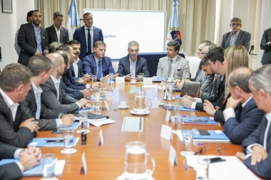 Meoni avanzó con las provincias sobre el congelamiento de tarifas de transporte público