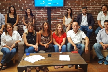 El Frente de Todos anunció la llegada de la tarjeta alimentar y un proyecto de ordenanza