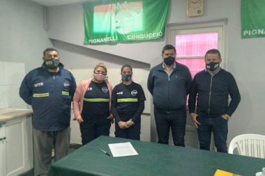 Recuperadores urbanos y SMATA firman convenio para que empresas reciclen en origen