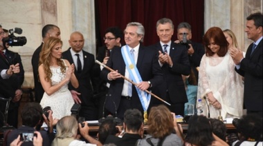 Asumió Alberto Fernández y convocó a "la unidad de toda la Argentina"