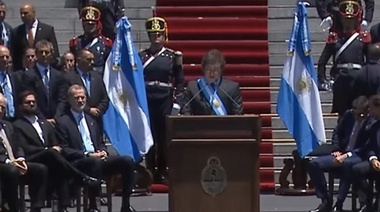 Milei: "Hoy comienza una nueva era en la Argentina de paz y prosperidad"