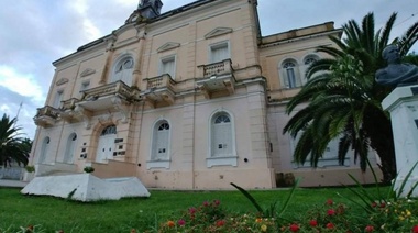El municipio no puede confirmar si pagará sueldos de abril