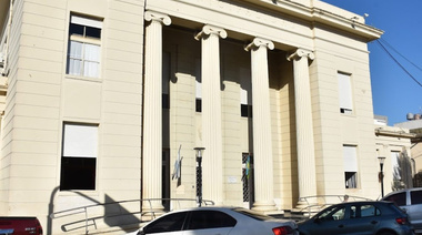 La administración Recoulat y los gremios acordaron un nuevo aumento salarial