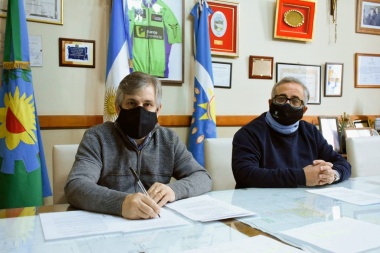 Britos firmó un convenio con ENOHSA por $39.117.218 para ejecutar 31 nuevas cuadras de cloacas en Chivilcoy