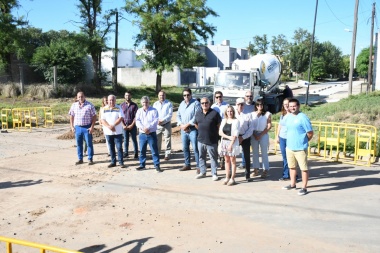 Britos recorrió avances de obras de asfalto en Chivilcoy