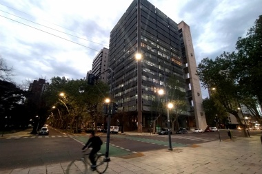 Buscan eficientizar uso de energía en edificios públicos y gas en colegios