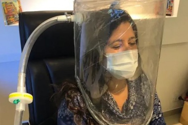 Descubren que el ibuprofeno nebulizado inactiva el Covid-19 y mejora los cuadros respiratorios