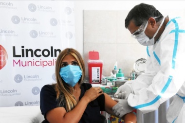 La política linqueña también se cruzó por la campaña de vacunación