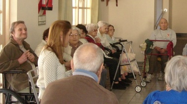 Continúan supervisando las residencias para adultos mayores