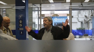 Bueno acusó a Vidal de "no decir la verdad" y avisó que puede haber paro "por tiempo indetermiado"