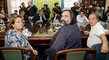 Tras un nuevo rechazo, docentes bonaerenses anunciaron paro para el miércoles