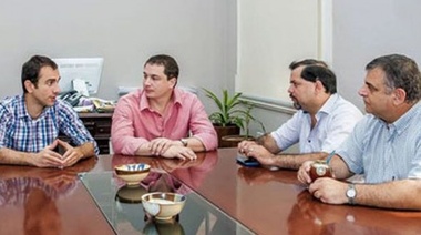 Acuerdo salarial entre Municipales y Ejecutivo: cláusula gatillo bimestral y retroactivo a enero