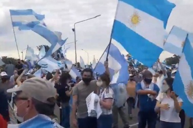 El interior bonaerense se sumó al banderazo contra la expropiación de Vicentin