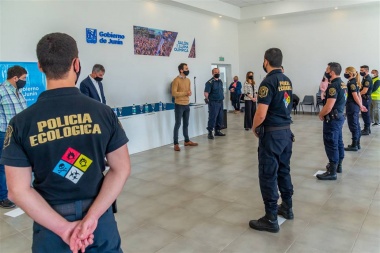 Reconocen a efectivos de la Policía Ecológica por el trabajo realizado durante la pandemia