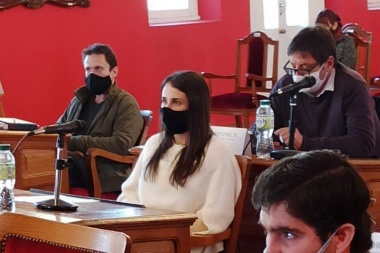 Concejal meonista dijo que Petrecca podría pagar el bono al personal de salud municipal