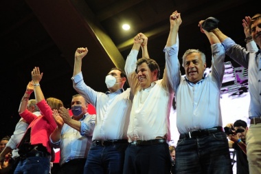Con Morales y Manes, el radicalismo realiza una cumbre en La Plata