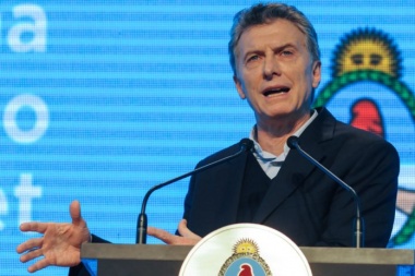 Citan a indagatoria a Mauricio Macri y le impiden salir del país