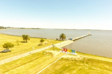 La Laguna de Gómez ingresó en "alerta amarilla" por cianobacterias