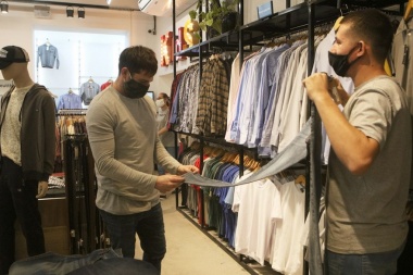 Comercios de indumentaria funcionarán con aforo del 70% en Junín