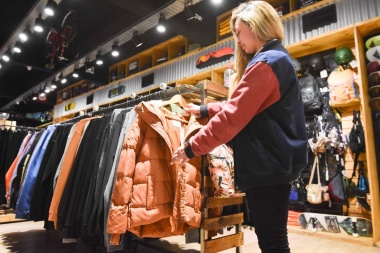 Las ventas minoristas pymes cayeron 12,6% anual en marzo