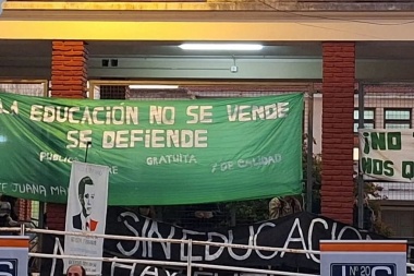 Institutos de Formación Docente de la Región apoyaron reclamo universitario