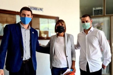 Leandro N. Alem: entregaron las primeras 14 primeras jubilaciones por tareas de cuidado