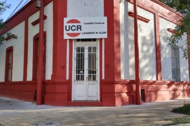 "El secreto de la sabiduría, del poder y del conocimiento es la humildad”