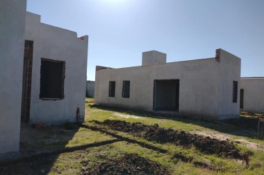 Avanza la construcción de 40 viviendas del "Programa Bonaerense Solidaridad"