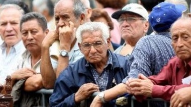 Según UCA, 47% de los jubilados del Conurbano no puede financiar consumos básicos