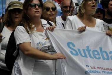 Sierra se despegó el 50% oficial y sentenció que "hubo un acatamiento al paro cercano al 90%"