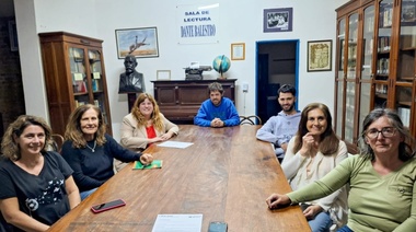 Reclaman puesta en marcha del programa de apoyo a bibliotecas