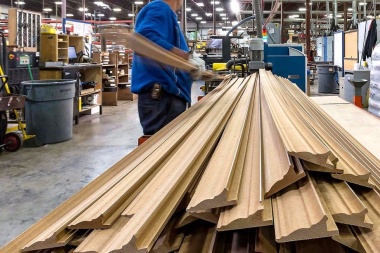 En julio, la industria pyme cayó un 13,6 %, pero repunta respecto a meses anteriores