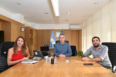 Bozzano y Merani, junto al “Cuervo” Larroque