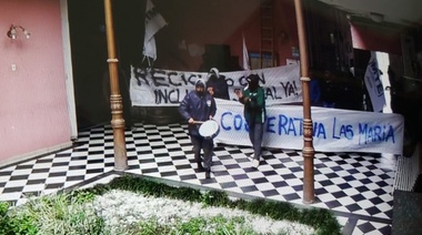 Trabajadores de la cooperativa "Las Marías" del relleno sanitario protestaron en el municipio