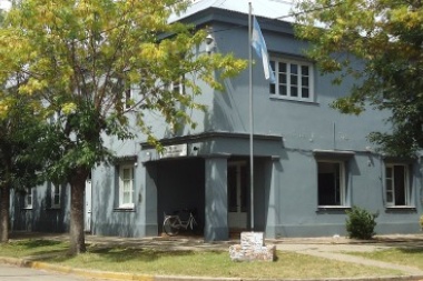 Alberti insiste en el traslado de presos desde su comisaría a penales de la provincia
