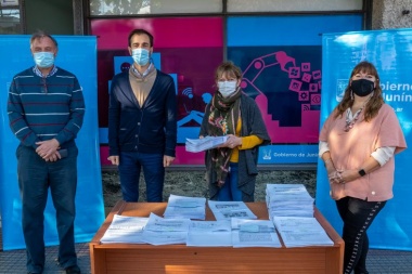 El Municipio ya entregó más de 45.000 cuadernillos didácticos a escuelas y familias
